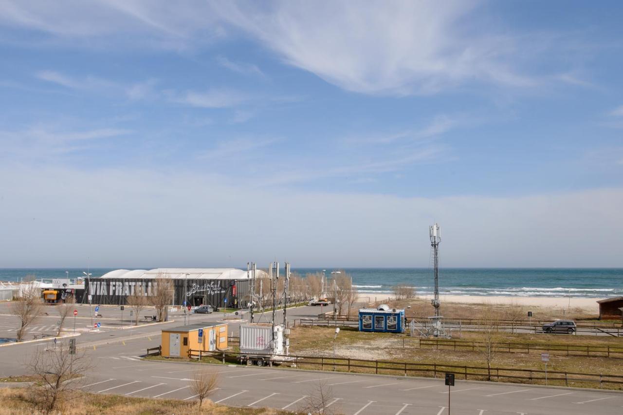 Summerland Relax Mamaia